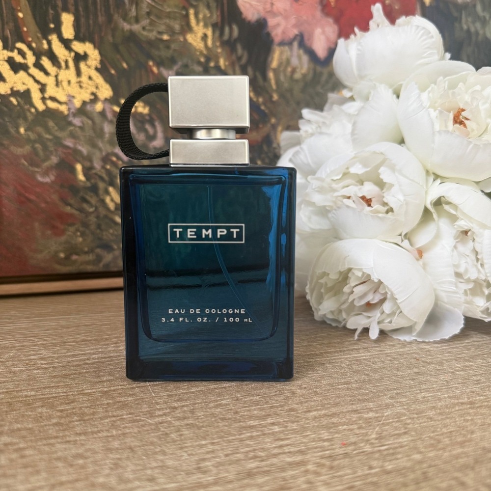 Tempt Eau de Cologne for Men 3.4 fl oz 100 ml Spray Bottle Blue Glass